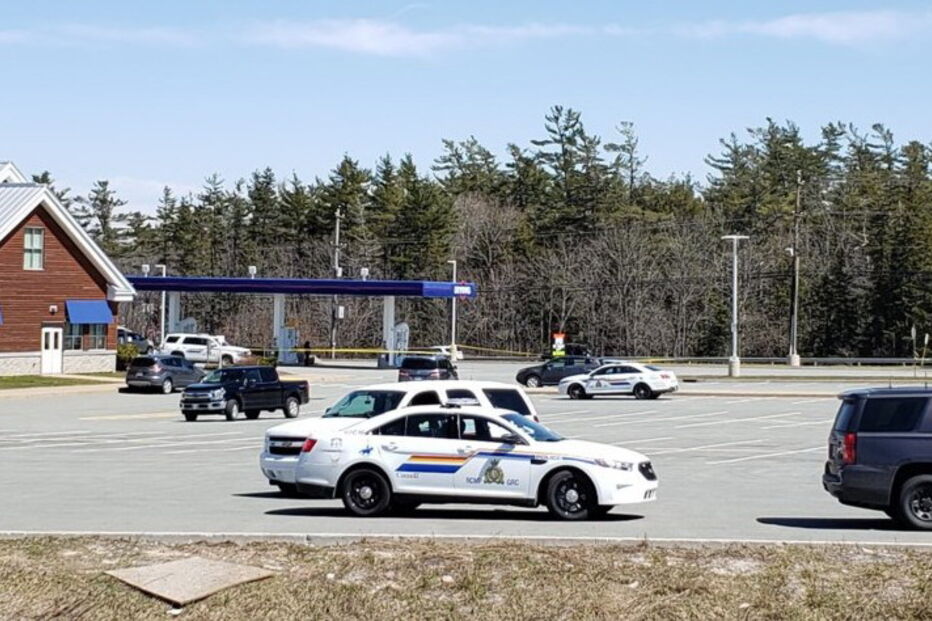 16 mortos em perseguição policial na Nova Escócia, no Canadá