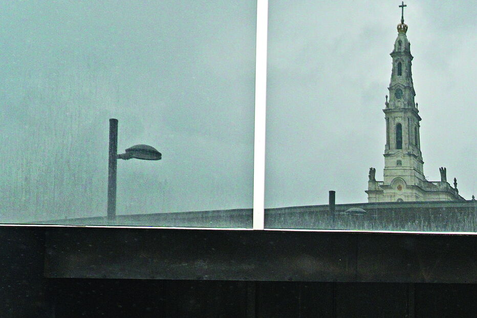 Tocheiro do Santuário de Fátima estava quase sem velas a arder