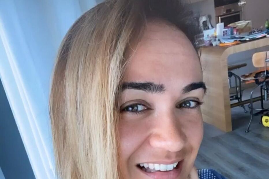 Rui Patrício pinta o cabelo à mulher na quarentena