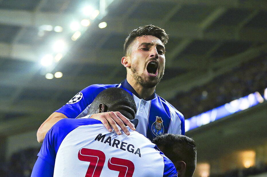 Alex Telles e Marega, do FC Porto
