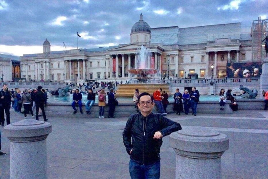 Larni Zuniga de 54 anos estava nos cuidados intensivos do Hospital St. Thomas em Londres. Não via a família há 5 anos.