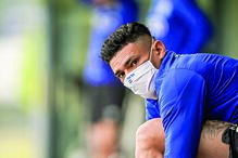 Soares de máscara, como todos os colegas