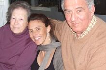 Sofia Cerveira com o pai e a avó