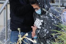 Madrasta de Valentina à chegada do Tribunal de Leiria	