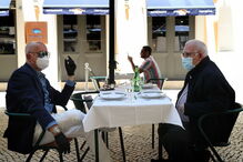 Cafés, pastelarias e restaurantes reabrem em Portugal na segunda fase de desconfinamento