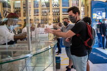 Cafés, pastelarias e restaurantes reabrem em Portugal na segunda fase de desconfinamento