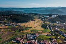 Terço com rolos de palha impressiona em Arouca