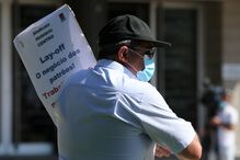 Trabalhadores da restauração e turismo manifestam-se à porta do Ministério do Trabalho