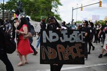 Protesto pela morte de afro-americano em Detroit nos EUA