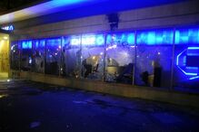 Manifestantes durante protestos contra morte de George Floyd em Oakland, Califórnia