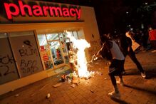 Fogo, vandalismo e destruição: protestos por George Floyd em Minneapolis escalam violência 