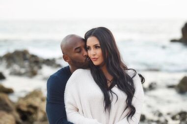 Viúva de Kobe Bryant encontra carta do marido: "Sinto falta do amor da minha vida"