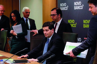 Administradores do Novo Banco, equipa liderada por António Ramalho, tiveram direito a prémios, mas estes só serão pagos mediante resultados após 2021