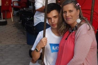 Alcino Roque e a mãe