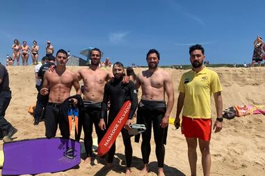 Jovem de 20 anos resgatado do mar em Matosinhos