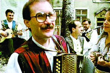 Morreu o músico Vitor Reino, fundador da Ronda dos Quatro Caminhos e Maio Moço