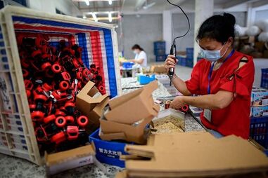 Países lusófonos importaram valor recorde de produtos chineses em 2025