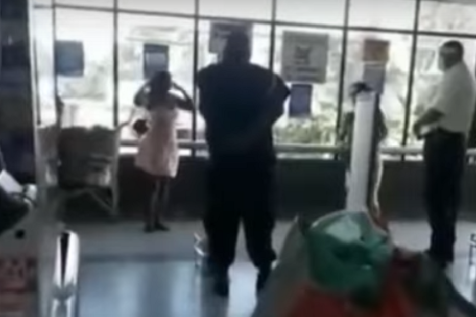 2020-05-01_15_52_37 mascara.png