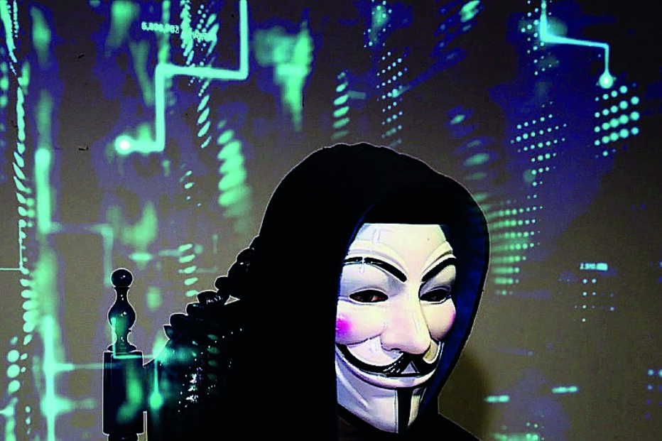 ‘Zambrius’, 19 anos, contou na CMTV como se iniciou na pirataria informática 