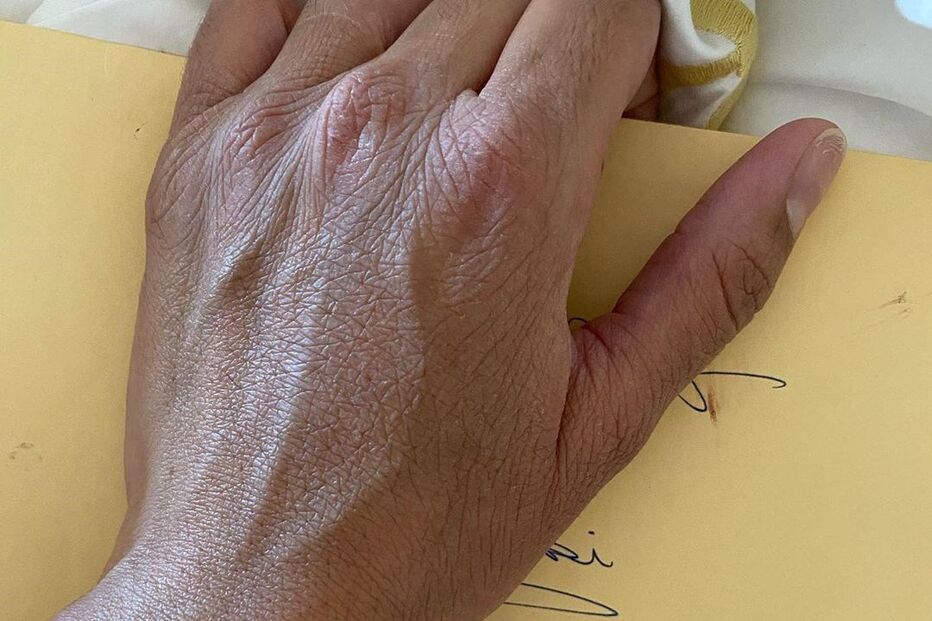 Vanessa Bryant lê carta escrita por Kobe antes de morrer