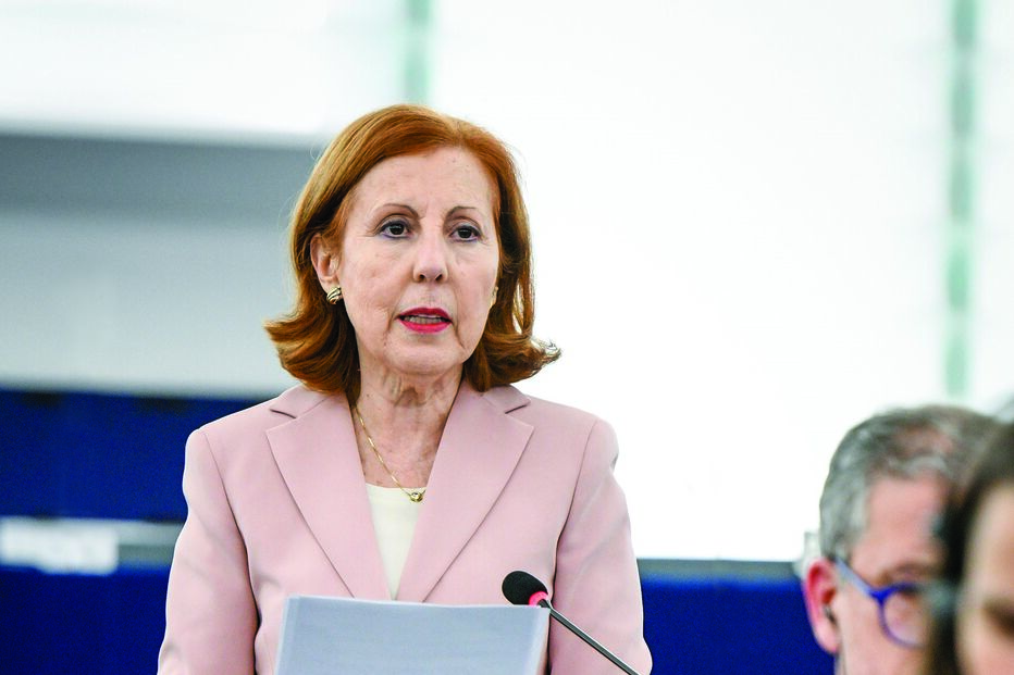 2020-05-08_15_58_29 MEP Maria da Graça carvalho_Plenário.JPG