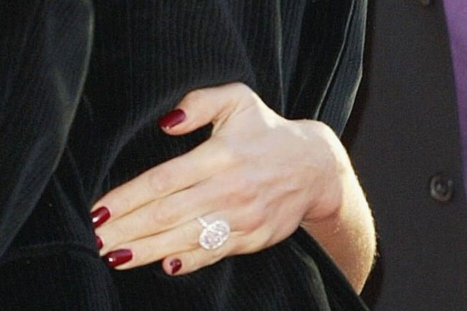 2020-05-08_17_21_53 28004296-8286539-image-a-37_1588635279397.jpg