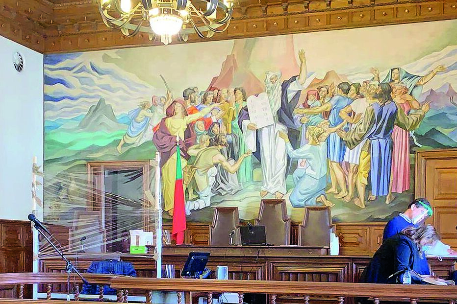 Tribunais preparam-se para tentar regressar à normalidade possível 