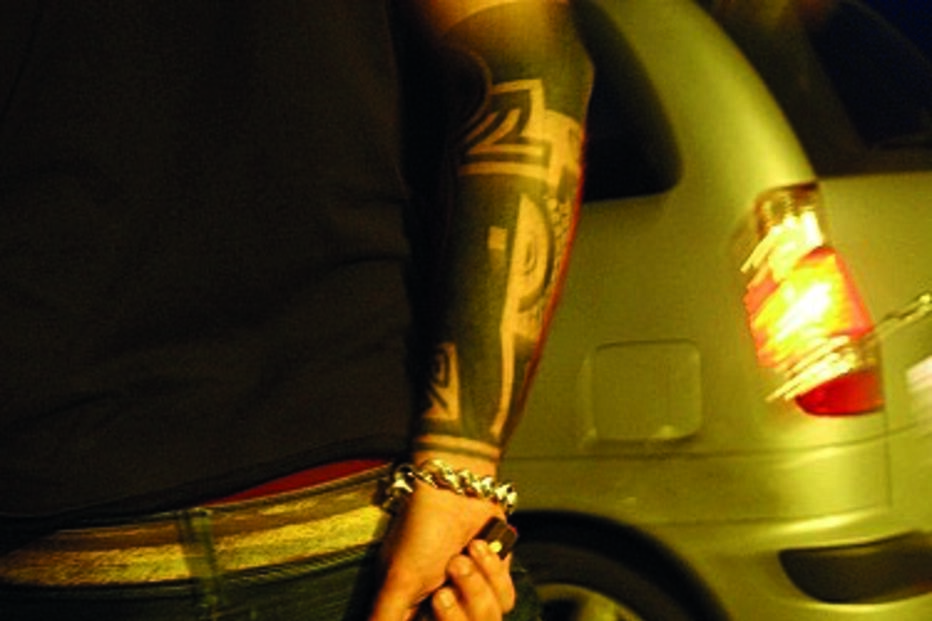 Jovens assaltavam com facas