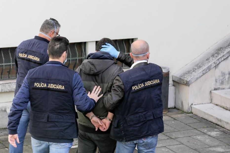 Pai de menina de nove anos já está a depor no Tribunal de Leiria