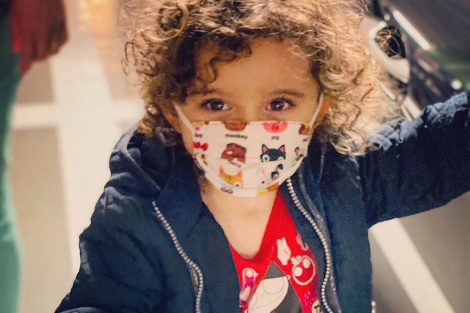 Vera Ribeiro viaja para Inglaterra com os filhos