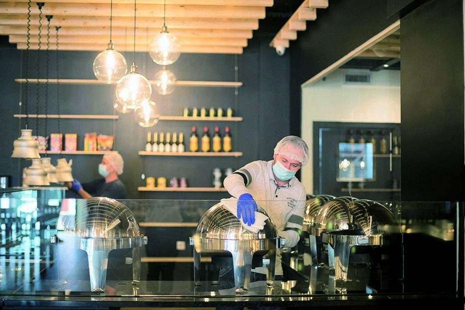 Restaurantes preparam-se para reabrir pós-confinamento