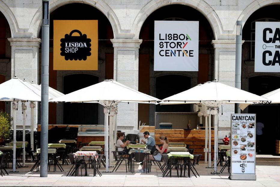 Cafés, pastelarias e restaurantes reabrem em Portugal na segunda fase de desconfinamento