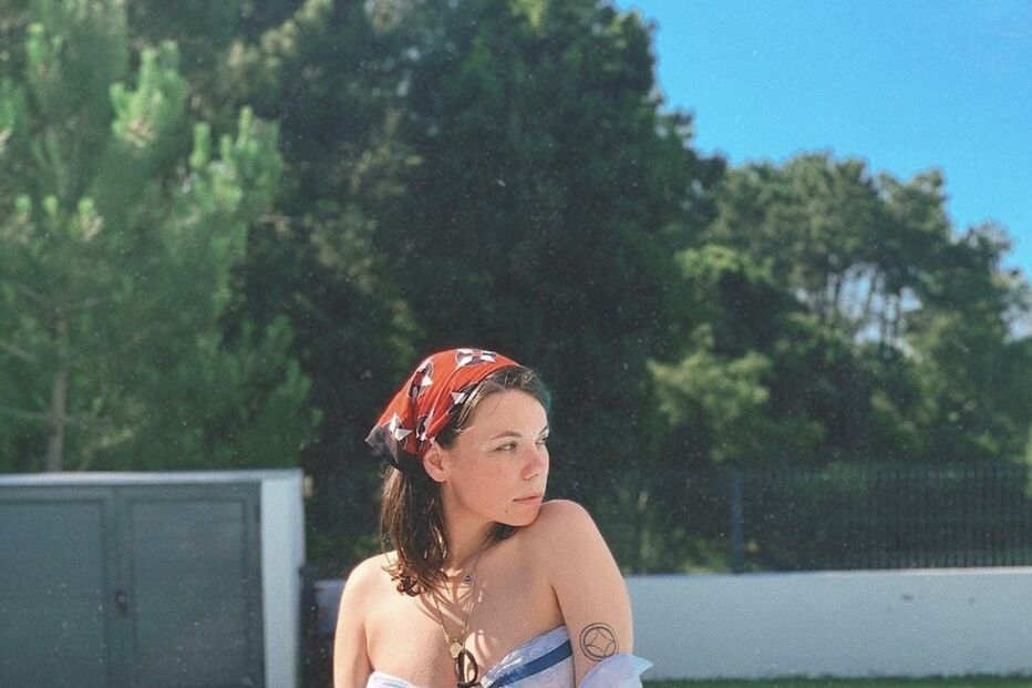 Mel Jordão na piscina