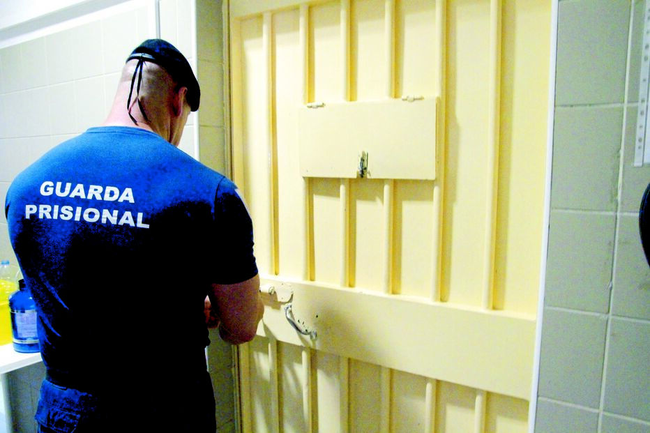 Guarda prisional