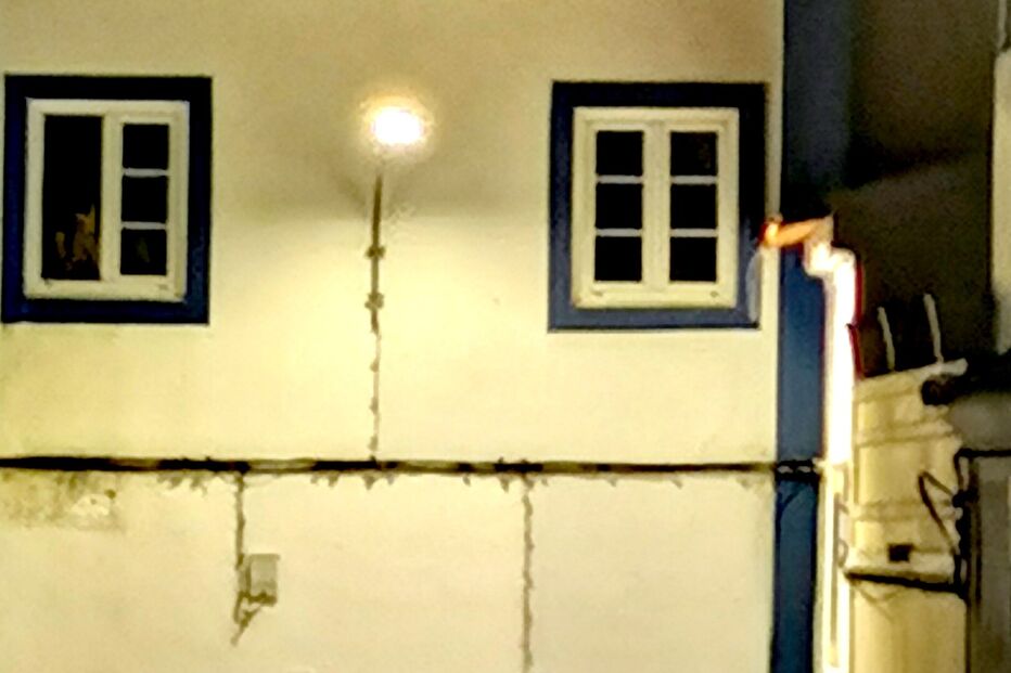 Homem encontrado morto e mãe em estado grave. PJ investiga caso em Elvas	