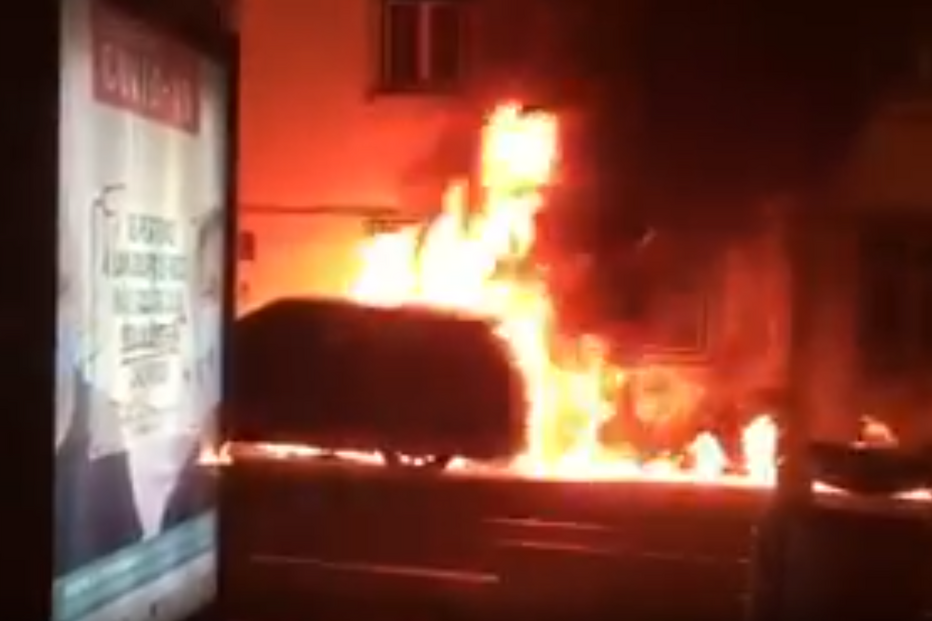 Vários carros incendiados e viaturas assaltadas em Lisboa