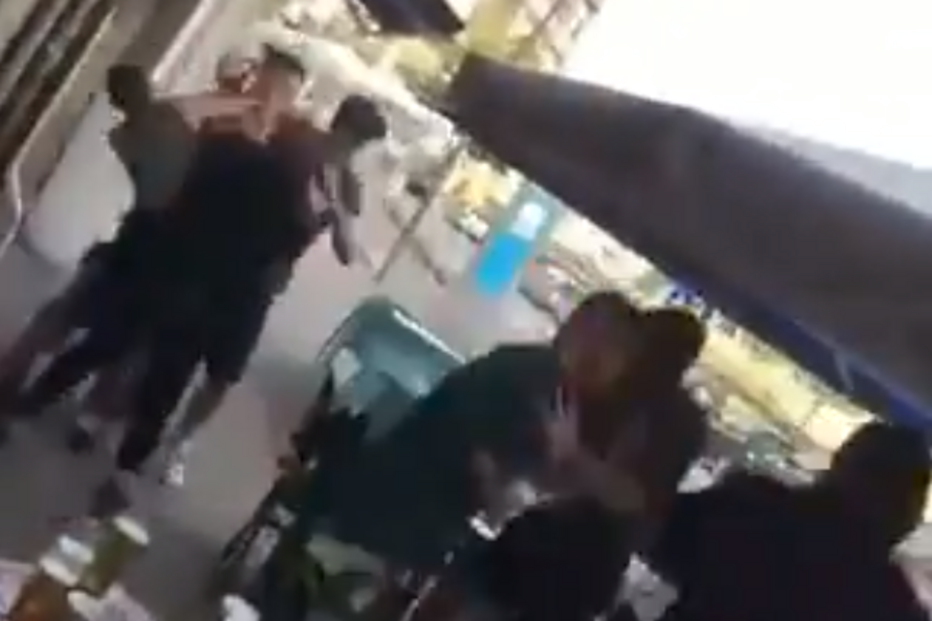 Grupo envolve-se em pancadaria à porta de restaurante em Vila do Conde