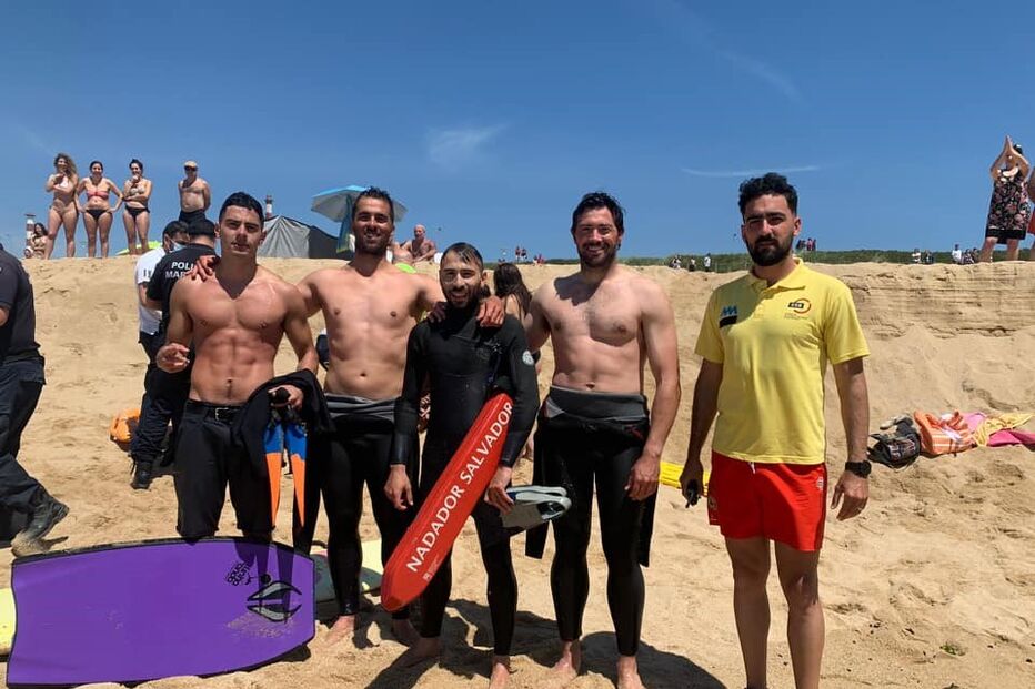 Jovem de 20 anos resgatado do mar em Matosinhos