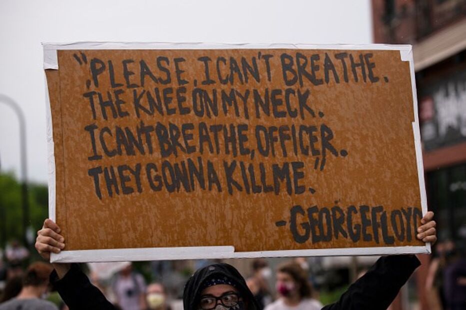 Atuação de polícia que matou cidadão negro nos EUA gera caos nas ruas de Minneapolis