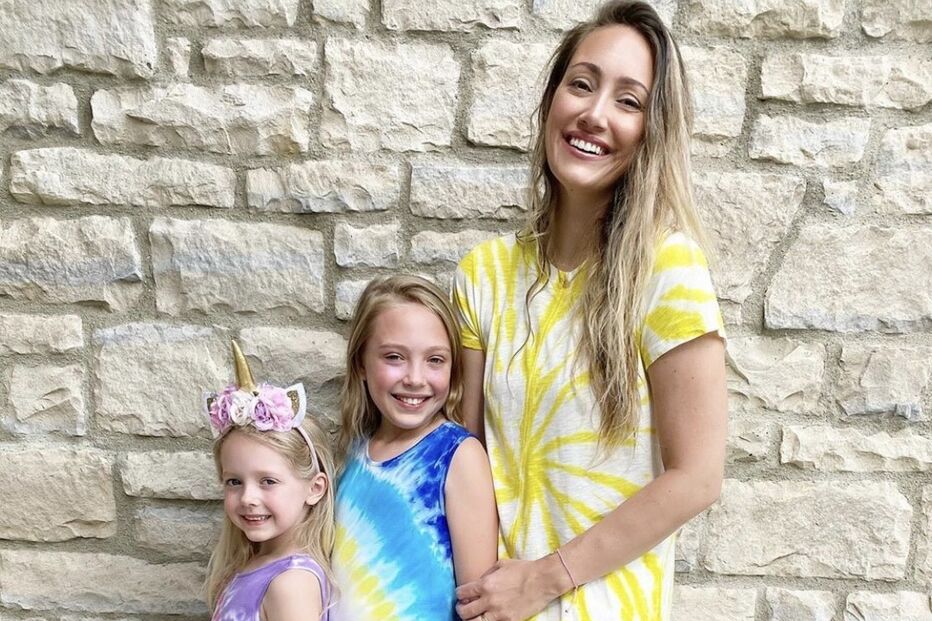 Myka e James têm quatro filhos biológicos