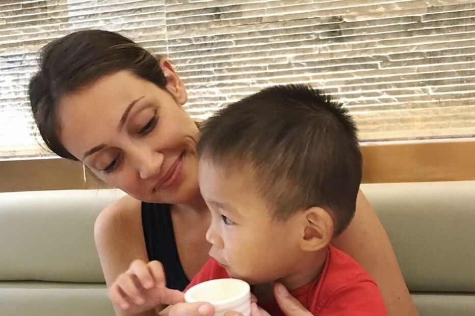 Myka e o filho adotado