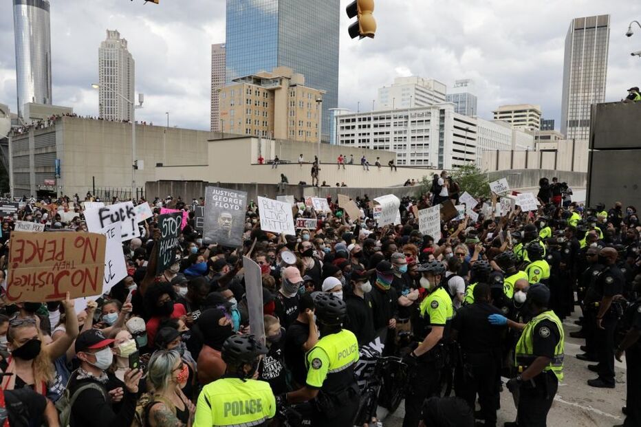 Protestos pela morte de afro-americano em Atlanta nos EUA