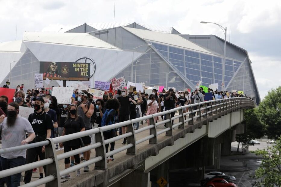 Protestos pela morte de afro-americano em Atlanta nos EUA