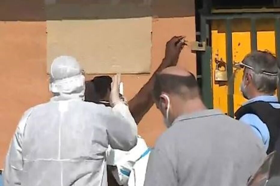 Polícia encerra estabelecimentos comerciais em operação musculada no Bairro da Jamaica no Seixal