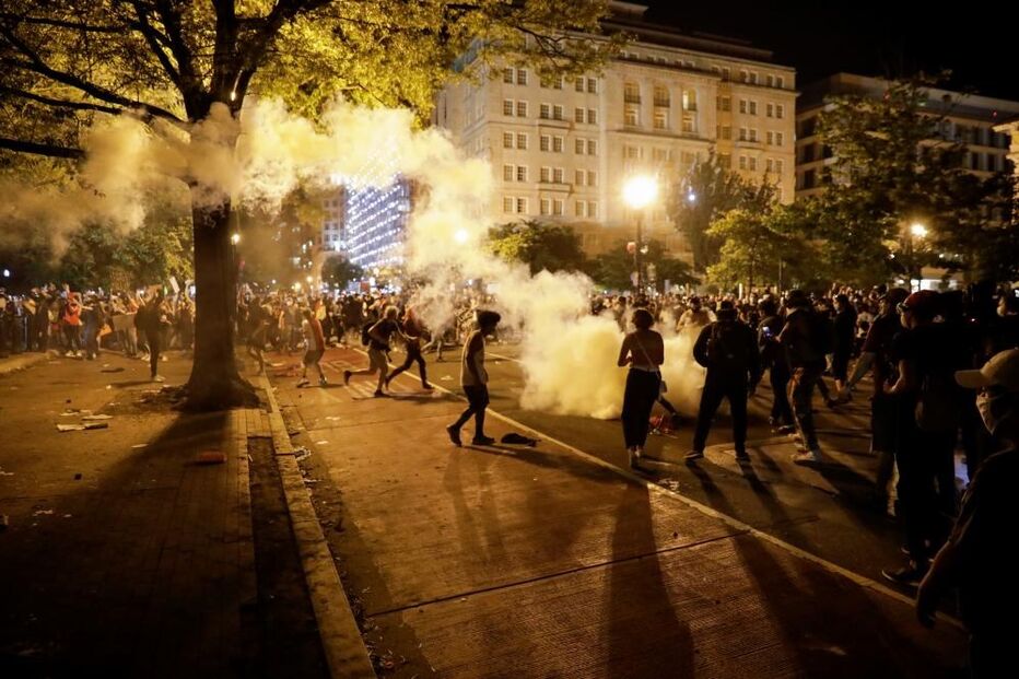 Fogo, vandalismo e destruição: protestos por George Floyd em Minneapolis escalam violência 