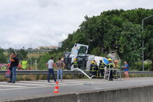 Acidente com camião betoneira no IC20