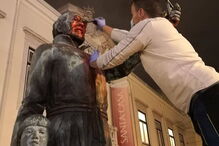 Câmara de Lisboa limpou estátua de Padre António Vieira que apareceu vandalizada