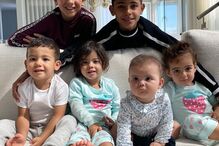 Cristianinho com os irmãos e os primos