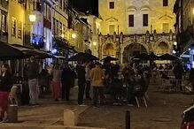 Ajuntamento de centenas de jovens em Braga acaba com intervenção da PSP	