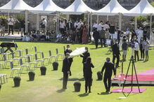 Dezenas na última homenagem ao ator Pedro Lima em Cascais